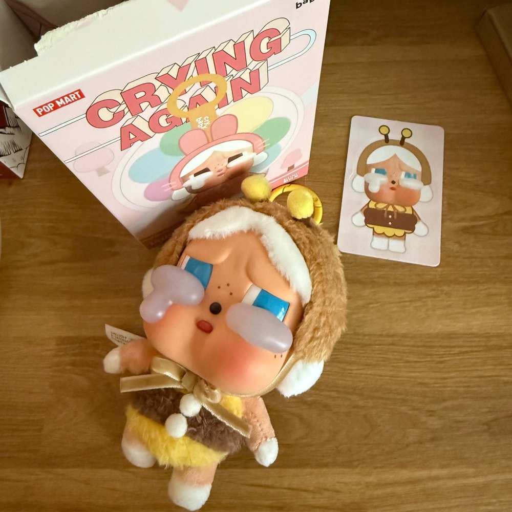 Cry Baby Plush Pendant Bee- I’ll Bring You a Flower